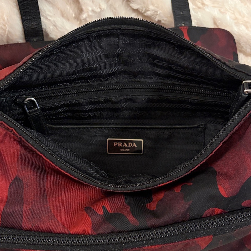Prada Men's Camouflage Red and Black Messenger Bag - Picture 8 of 16